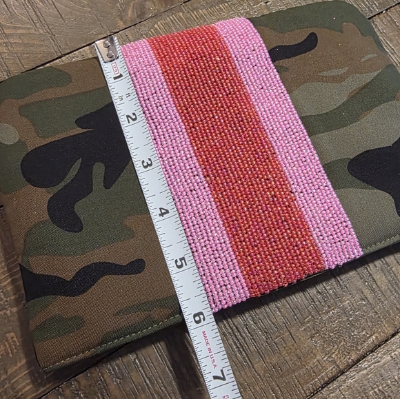 Tiana New York Camo & Beaded Zipper Pouch - Picture 3 of 12